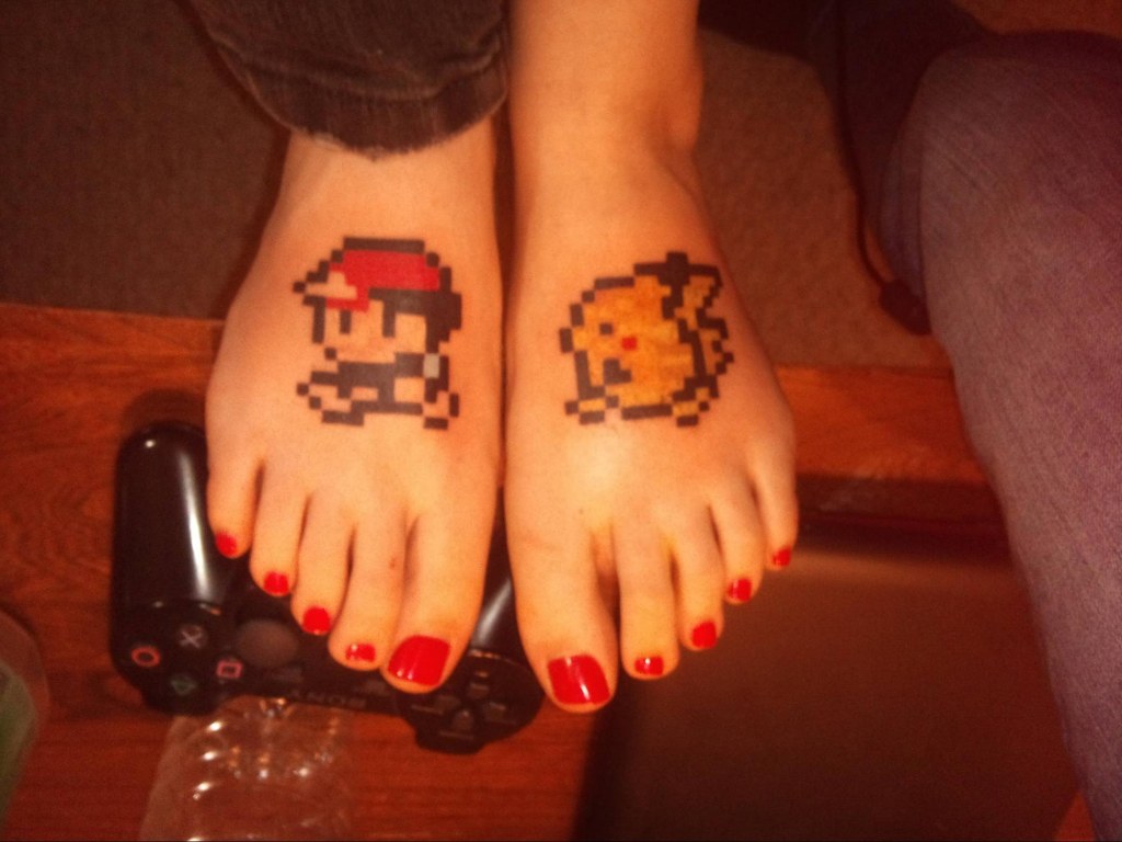 Picture of: Gamer Girl Toes [DO NOT PUBLISH]